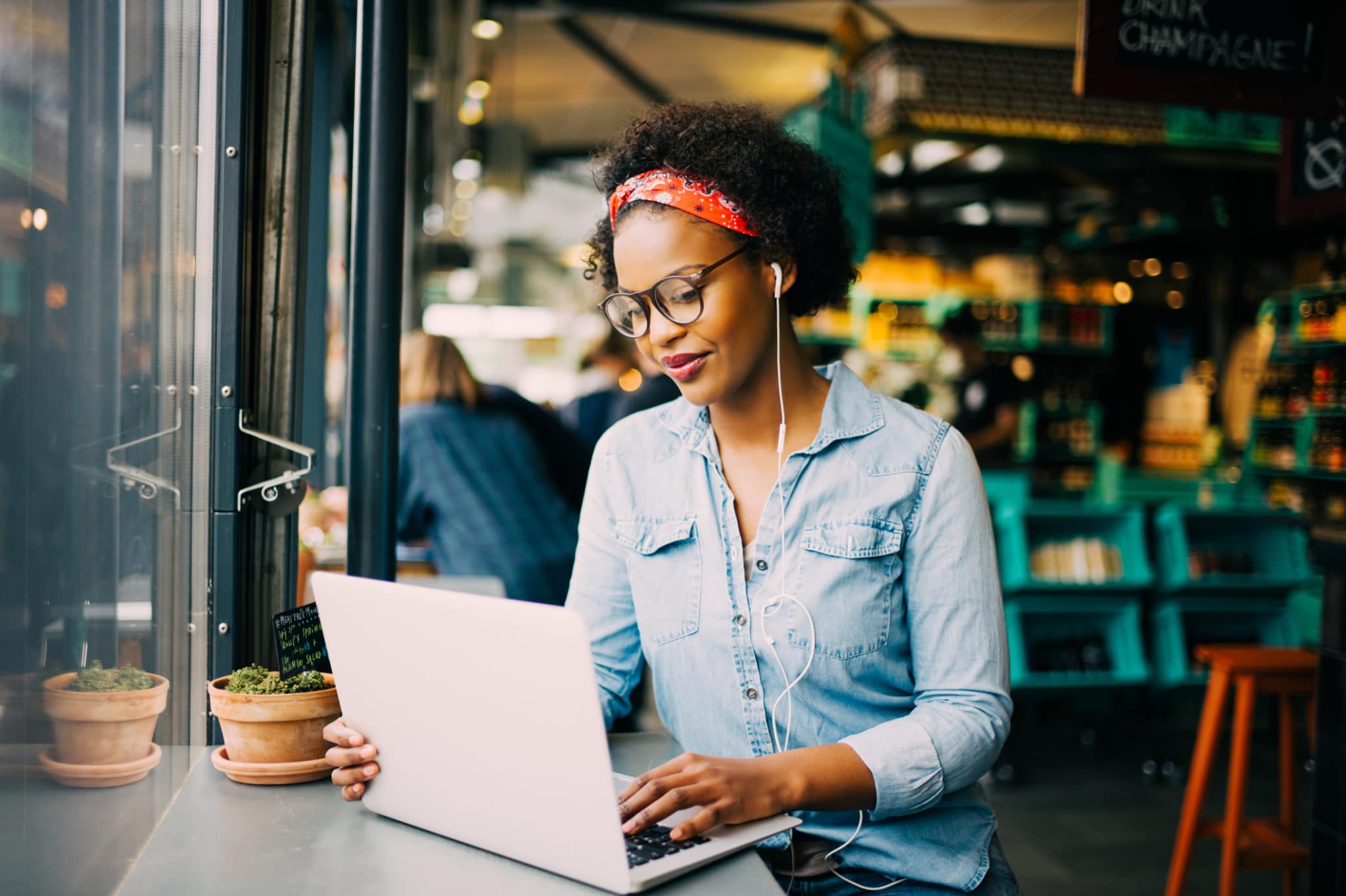 Choosing the right cloud communication platform can help employees work from anywhere; like a coffee shop.